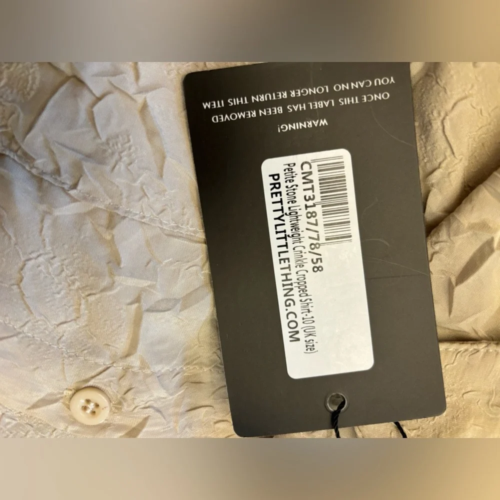 Pretty Little Thing Crinkled Top - Picture 9 of 9